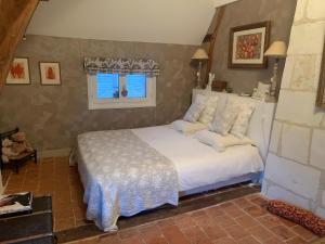 Maisons d'hotes Le Clos Mademoiselle : Chambre Lit King-Size - Vue sur Jardin