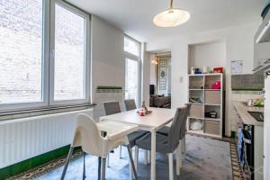 Jumet 242 C Bruxelles-Charleroi-airport