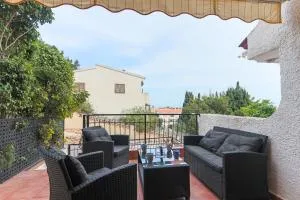 022 - Las Palmeras III - 001 - comfortHOLIDAYS - 泰拜尔盖