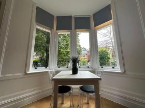 Pontcanna Apartment Near City Centre and Stadium Sleeps 4