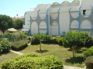 Studio Cabine 4 pers RDC avec Piscines, Terrasse, Proche Mer et Commerces - FR-1-307-36