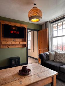 The Hideaway - Stratford Upon Avon - Central - Free Offstreet Parking