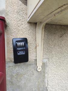 Maison à 3 chambres, rustique, fraîche, entretenue, 15 zoo beauval commerces pharmacie route médiane