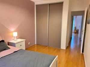 Appartements Apart 85 m2 proche de paris stade de France parking free : photos des chambres