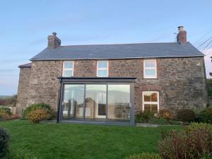 Beautiful family home, sea views, large garden