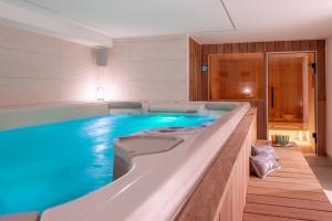 Chalet Seven Summits - Pool - Sauna - Jacuzzi - By Cozee Rentals