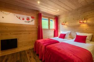 Chalets des Aravis Kitz et Buhel avec Jacuzzi 12 et 15 personnes : photos des chambres