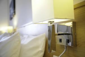 Kings Cross Inn Hotel