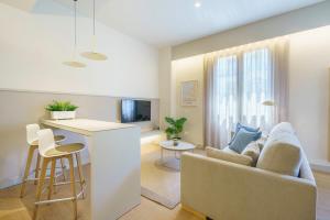 One-Bedroom Apartment room in Fisa Rentals Ramblas Apartments