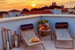 Luxury Villa Claretta near Porec for 8 people with sea view & pet friendly