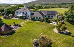 Corthna Lodge - 斯卡尔