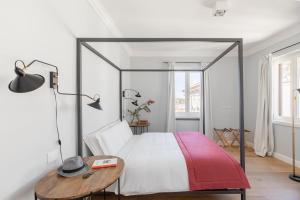 iFlat Bright and Modern Flat near the Pantheon