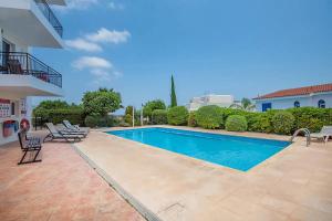 Neo Chorio Village Apartment