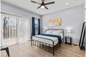 Charming Walkable 4 BR2.5 BA Near Dtown Riverwalk