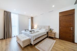 Villa Cape Montenegro on Cliffside