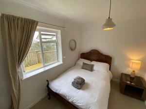 Cliffside 3 Bedroom House with Sea Views