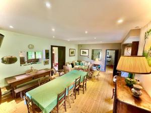 Villas Chateau les Tours 300m², vue panoramique : photos des chambres