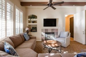 Legacy Villas 2Br - PERFECT Spot with Hotel Luxuries