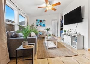 4 Miles to Sequoia NTL Park