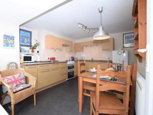 1 Bed in Brixham BX046
