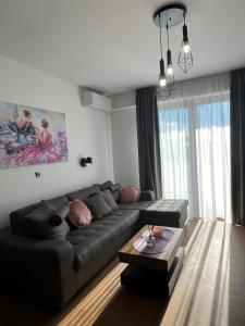 Golden Mountain Apartments