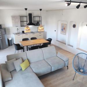 Apartments and Rooms Bozena