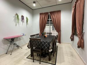 HOMESTAY IZHAN BANDAR KUALA TERENGGANU
