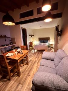 NIDAL CABAÑAS BOUTIQUE