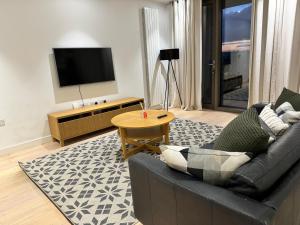 DOCKLANDS STUNNING 2 BED APARTMENT London - Hôtels 3 étoiles à Londres