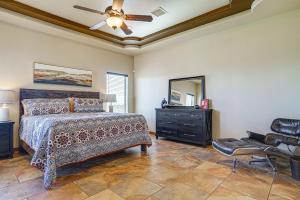 Las Cruces Home with Mountain Views and Private Pool!