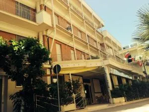Hotel Lazzarini - Bellaria-Igea Marina