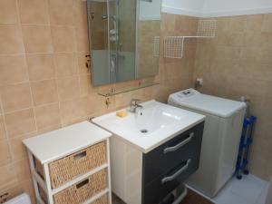 Maisons de vacances Maison spacieuse Chateau d'Oleron : photos des chambres