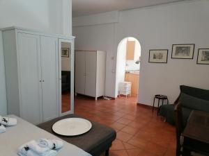 Grazioso appartamento tra cultura, lago e montagna