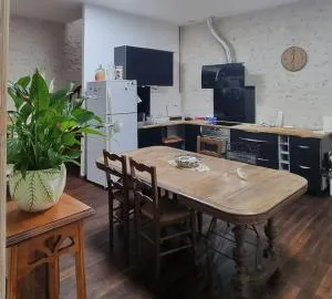 Chez Peta - maison familiale rénovée 100m² - Iteuil