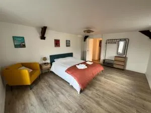 Proche château - Calme, Confortable, Tout équipé - 富热尔