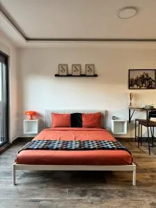 Studio 19 A - Grgeteg