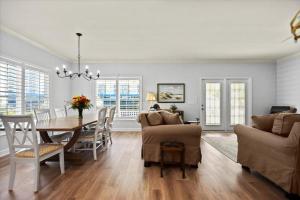 Antigua Breeze - 3rd Row - Windy Hill Section