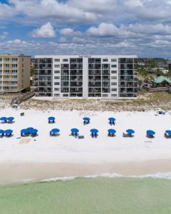 Nautilus 1101 - 3 BR 2 12 BA Ground Floor on the Beach - Free Beach Service March to October