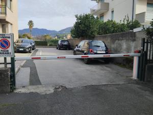 Appartamento con posto auto privato comodo a centro e spiagge