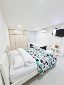 Apartamento de 1 Cuarto Cerca Al Mar Y El Laguito Por Parceros Group