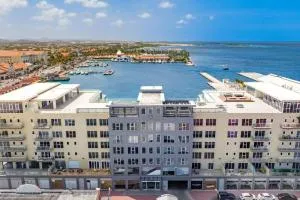 Top Floor Condo-2/2-Solitude n Aruba - Punto Fijo