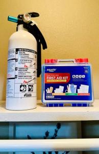 Western Style - 2 bed1 bath (RATED 10 STARS)