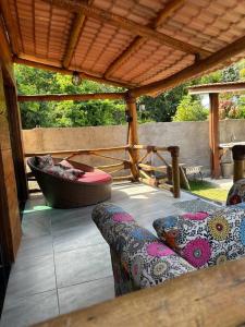 Chalé de Madeira, a 60m do mar em condomínio