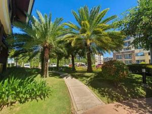 2 BedRoom- One Oasis Condo