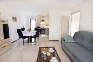 Apartments with parking space Babici, Umag - 22437