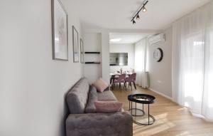 Apartments with parking space Valica, Umag - 22453