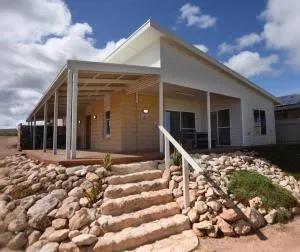 Poseidon's Oasis - Entire Home - Moonta Bay - Weetulta