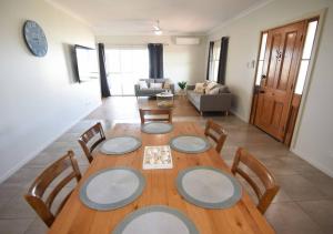 Poseidons Oasis - Entire Home - Moonta Bay