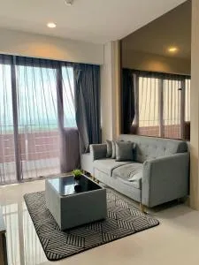 Sea View Balcony at Kaina Tower 10B06 - Telukmataikan