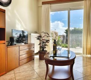 GardenBnB- apartment with garden & seaview